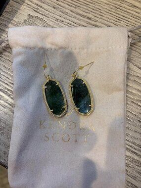 Kendra Scott Elle Olive Green Earrings